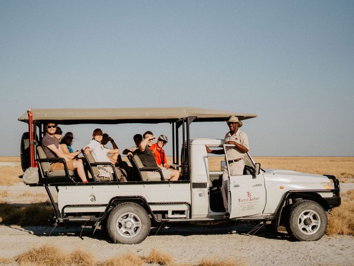How to Tip in Africa on Safari